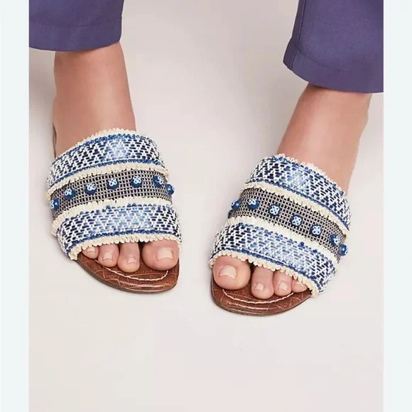 Stylish Blue and White Women's Slide Sandals - Picture 2 of 5